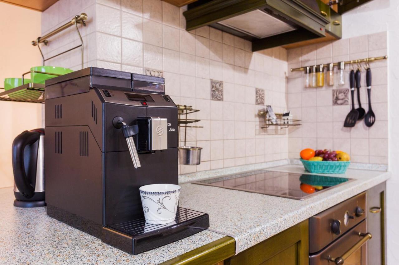 Navit Apartments With Breakfast, Near The Railway Station, The City Center, The Park Kiev Exteriör bild